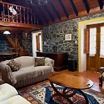 Casa Da Cruz 蓬他达维托亚